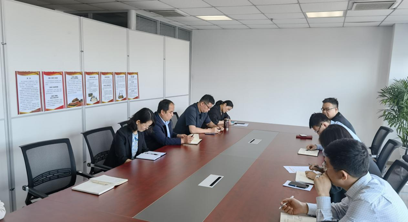 灃京公司組織召開《信訪工作條例》專題學習會議-1.png 灃京公司組織召開《信訪工作條例》專題學習會議-1.png