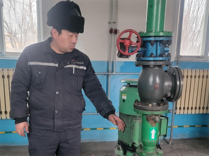 堅守崗位 詮釋最美“敬業(yè)福”2.png 堅守崗位 詮釋最美“敬業(yè)福”2.png