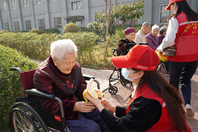 選煤公司黨總支開展“弘揚雷鋒精神 踐行初心使命”志愿服務主題黨日活動.png