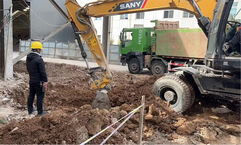 不負(fù)春光建設(shè)忙1新型能源公司:奮進(jìn)春光里 新能建設(shè)忙1.png 不負(fù)春光建設(shè)忙1新型能源公司:奮進(jìn)春光里 新能建設(shè)忙1.png