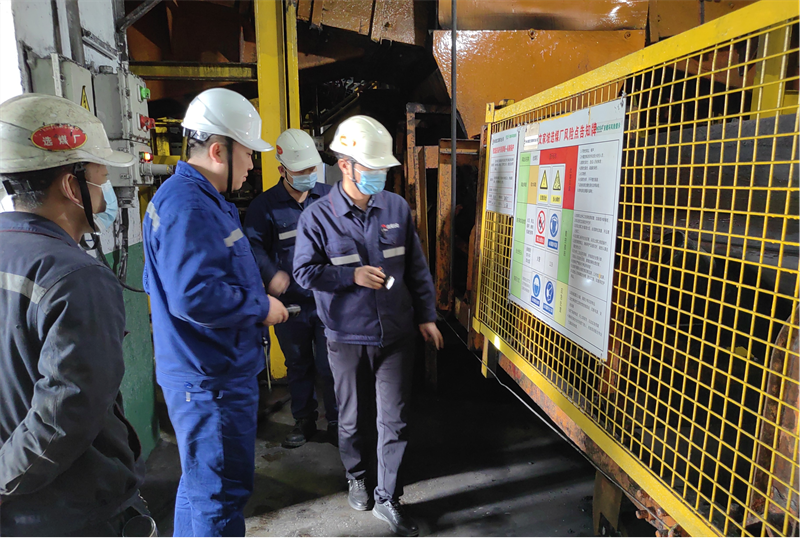 不負(fù)春光建設(shè)忙3新型能源公司:奮進(jìn)春光里 新能建設(shè)忙3.png 不負(fù)春光建設(shè)忙3新型能源公司:奮進(jìn)春光里 新能建設(shè)忙3.png