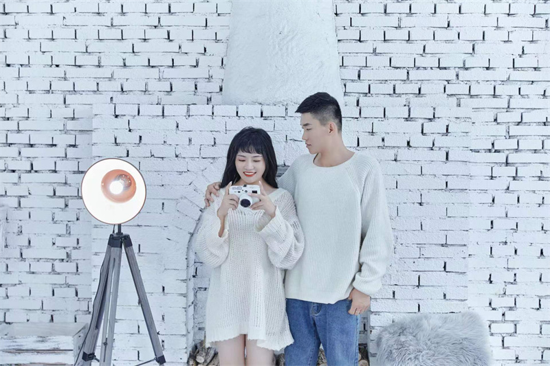 新型能源公司:職工“夫妻檔”的別樣“七夕”1.jpg 新型能源公司:職工“夫妻檔”的別樣“七夕”1.jpg