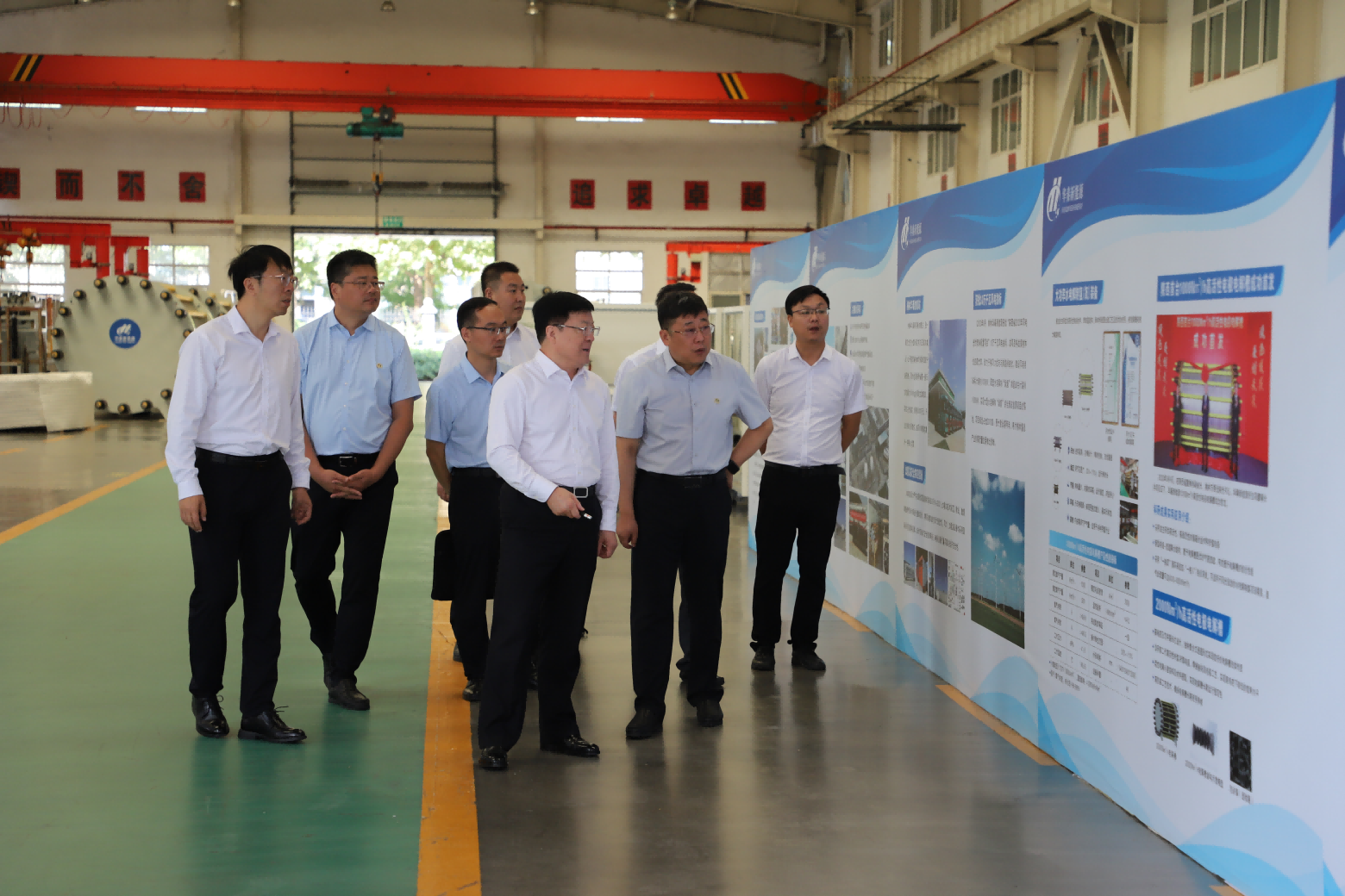 徐國強(qiáng)到陜西華秦新能源科技有限責(zé)任公司交流座談