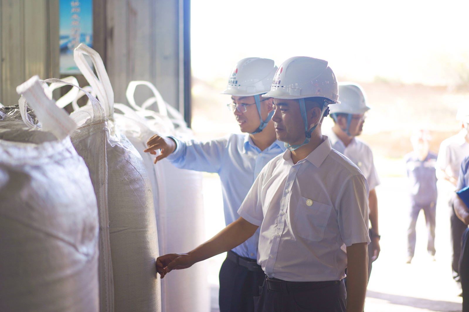 下基層 察實情 解難題——宮成到基層一線調(diào)研指導工作